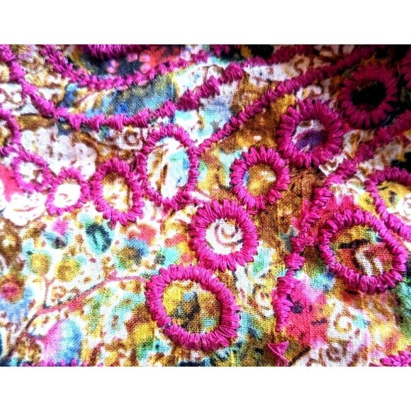 ROSA CHA Gold & Pink Indian Embroidered Jingle Bell Shorts High Waist Size XS - Picture 8 of 9